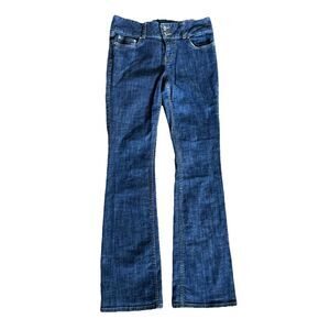 NWOT Size 6 Victoria’s Secret Dark London Jeans Flare  33” Length,  Low Rise 9”